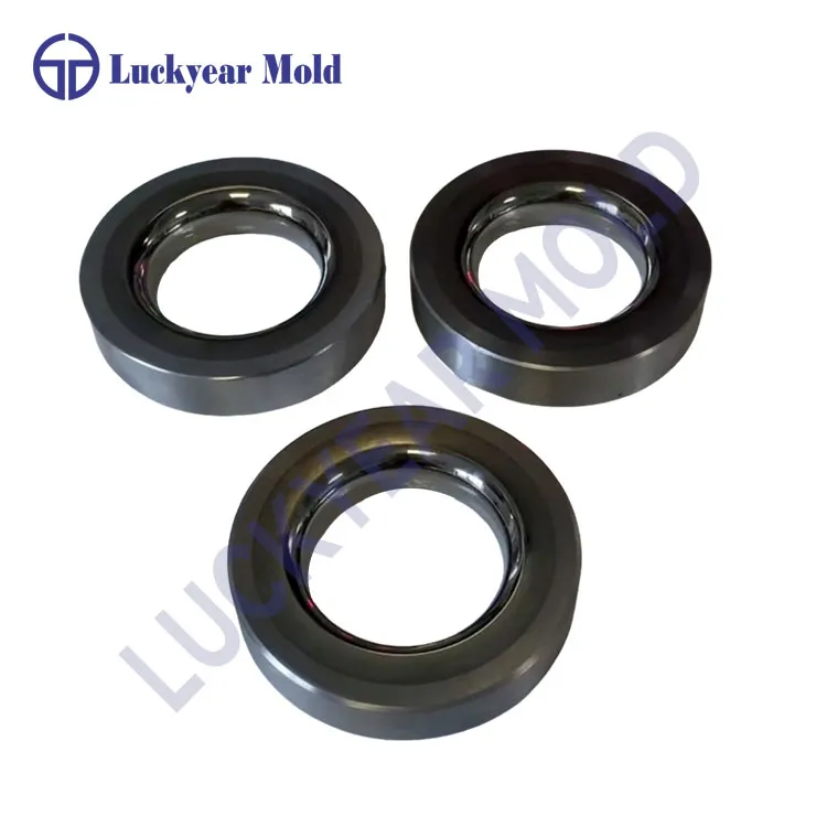 超硬パンチとダイスの目的は何ですか?